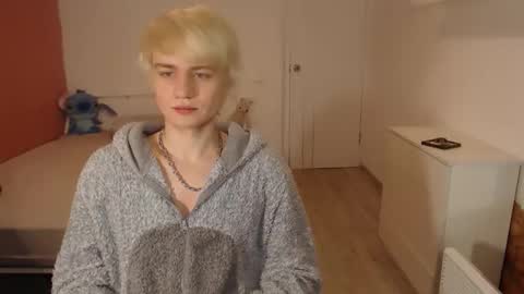 Oliver online show from 12/19/25, 01:45