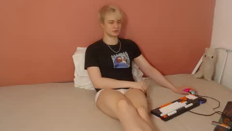 Oliver online show from 03/17/26, 01:10