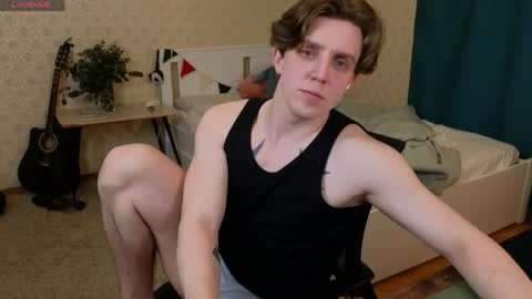 Oliver Evans online show from 05/01/26, 02:49