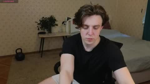 Oliver Evans online show from 05/11/26, 04:07