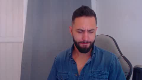 oliver online show from 12/17/24, 11:16