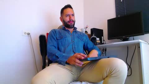 oliver online show from 01/07/26, 12:40