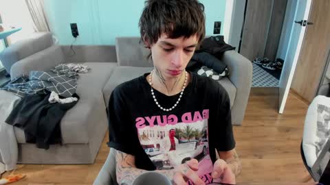 oliverrgroove online show from 12/04/24, 08:23