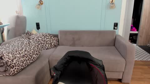 oliverrgroove online show from 12/25/24, 10:28