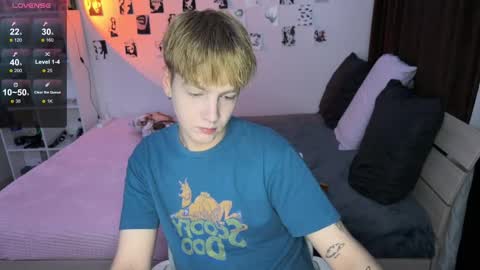 oliver online show from 09/15/25, 12:43