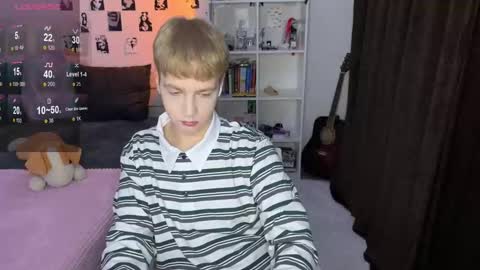 oliver online show from 10/05/25, 02:37