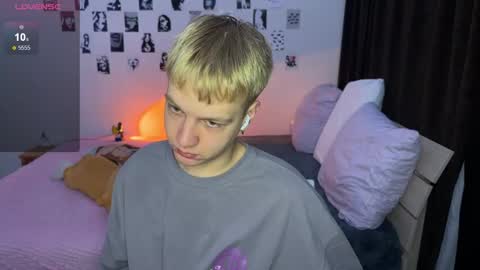 oliver online show from 10/22/25, 04:51