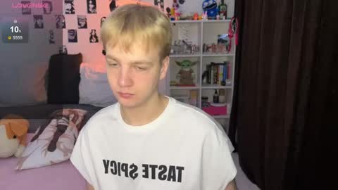 oliver online show from 11/21/25, 02:21