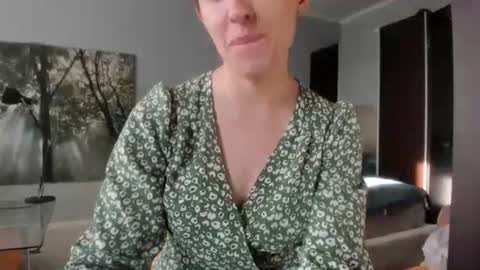 olivia__dream online show from 06/08/26, 04:18