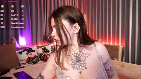 SaraConor online show from 01/13/25, 11:08