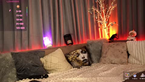 SaraConor online show from 02/05/25, 12:27