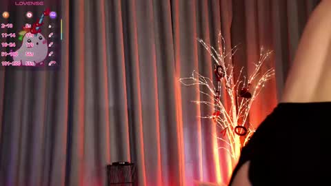 SaraConor online show from 03/01/25, 06:24