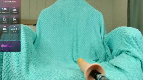 Snapshot of olivia_k_ chatting on 05/07/26, 12:38 Olivia Hi guys Follow me online show from 05/07/26, 12:38