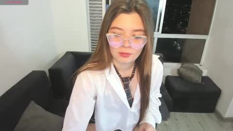 olivia_martine online show from 11/01/25, 02:46