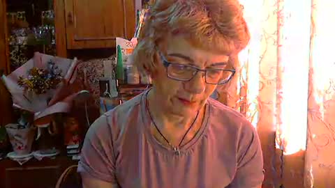 Olivia Mia online show from 03/29/26, 12:27