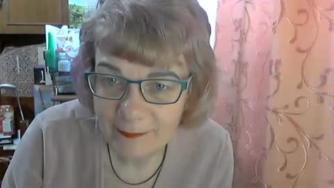 Olivia Mia online show from 04/06/26, 06:36