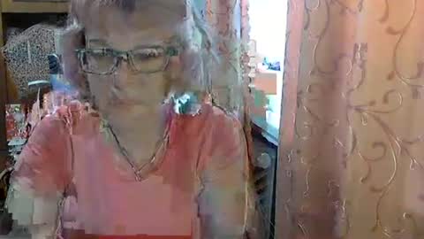 Olivia Mia online show from 05/16/26, 06:43