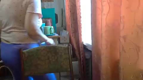 Olivia Mia online show from 06/08/26, 08:04