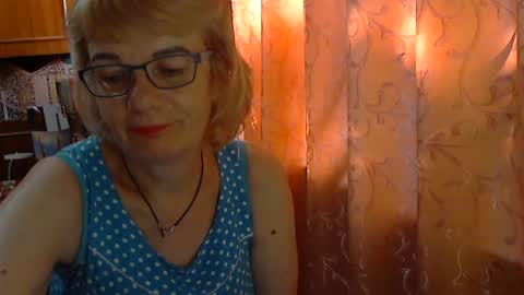 Snapshot of olivia_mia25 chatting on 06/21/26, 03:25 Olivia Mia online show from 06/21/26, 03:25