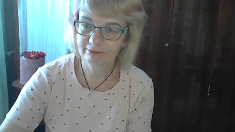 Snapshot of olivia_mia25 chatting on 07/19/26, 06:17 Olivia Mia online show from 07/19/26, 06:17