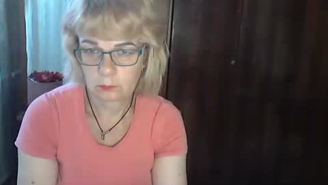 Snapshot of olivia_mia25 chatting on 07/20/26, 01:24 Olivia Mia online show from 07/20/26, 01:24