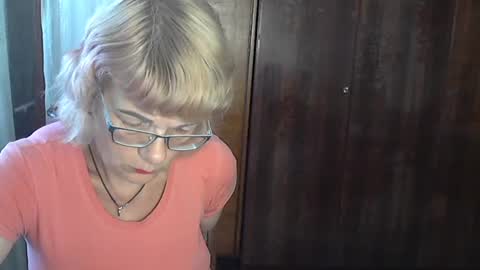 Snapshot of olivia_mia25 chatting on 07/26/26, 09:49 Olivia Mia online show from 07/26/26, 09:49