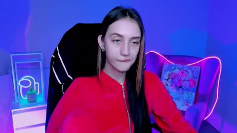 Snapshot of olivia_norton_ chatting on 10/15/25, 02:39 olivia_norton_ online show from 10/15/25, 02:39
