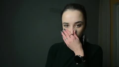 Olivia online show from 01/17/25, 06:44