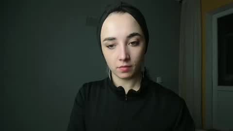 Olivia online show from 01/27/25, 09:00