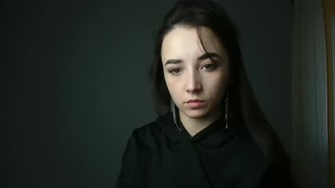 Olivia online show from 01/28/25, 01:16