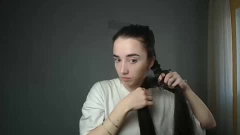 Olivia online show from 01/30/25, 08:11