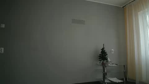 Olivia online show from 02/18/25, 01:22