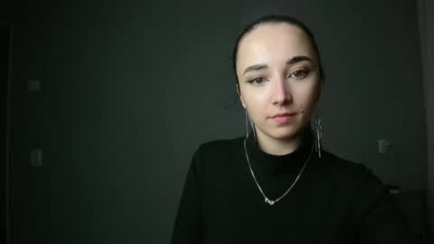 Olivia online show from 03/12/25, 06:00