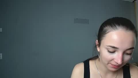 Olivia online show from 09/13/25, 09:31