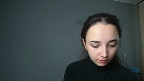 Olivia online show from 09/24/25, 09:56