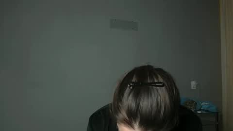 Olivia online show from 11/29/25, 04:43