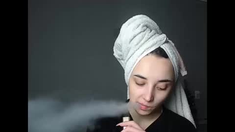 Olivia online show from 01/11/26, 06:46