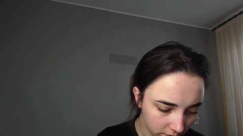 Olivia online show from 04/15/26, 09:27