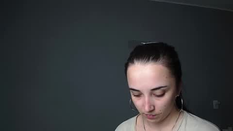 Snapshot of olivia_oliv chatting on 05/20/26, 05:08 Olivia online show from 05/20/26, 05:08