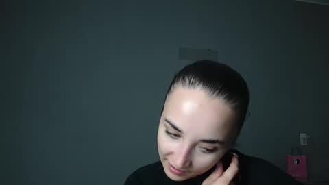 Snapshot of olivia_oliv chatting on 06/06/26, 03:28 Olivia online show from 06/06/26, 03:28