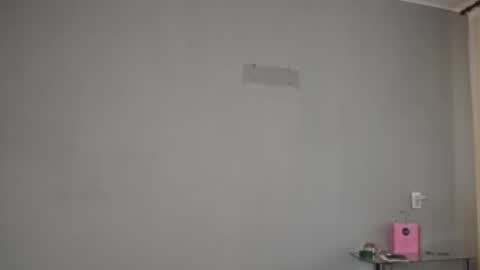 Snapshot of olivia_oliv chatting on 06/14/26, 11:56 Olivia online show from 06/14/26, 11:56
