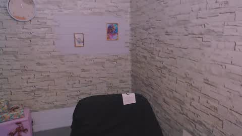 Olivia online show from 12/14/24, 06:30