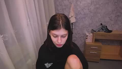 Olivia online show from 01/05/25, 04:47