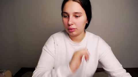 Olivia online show from 11/12/25, 10:26