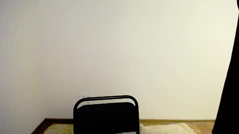 Olivia online show from 04/16/26, 09:50