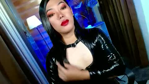 Miss OLIVIA online show from 03/08/26, 10:41