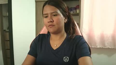 Snapshot of olivia_watson_ chatting on 10/21/25, 02:18 Olivia online show from 10/21/25, 02:18