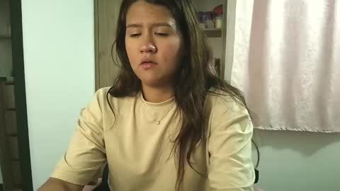 Snapshot of olivia_watson_ chatting on 10/24/25, 12:56 Olivia online show from 10/24/25, 12:56