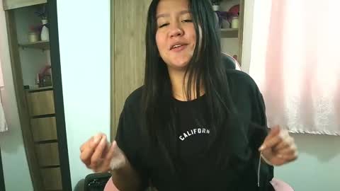 Olivia online show from 11/20/25, 01:33