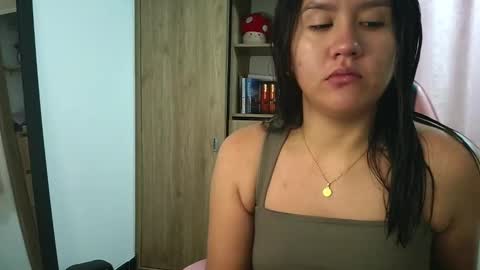 Olivia online show from 01/16/26, 01:04